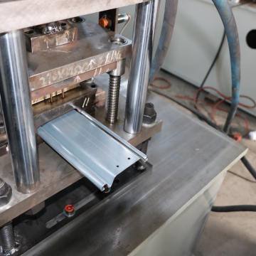 Chinese Supplier of Rolling Door Forming Machines, Roller Shutter Door Slats, and Tile Cutting Machines with 12 Rows