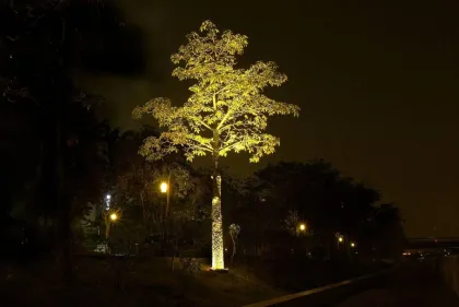 2W Decoration Special Column Lights Tree Holding Lamp