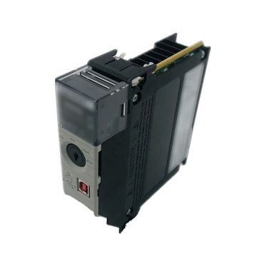 Nuovo modulo logico del controller PLC originale: 1756L83E / 1756-L83E