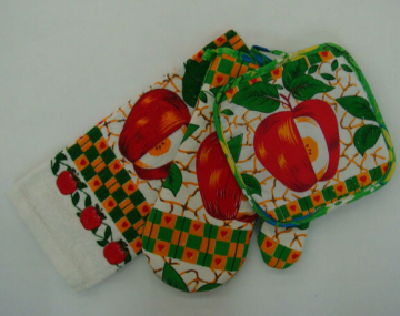 Custom Design Kitchen Microwave Oven Glove Set