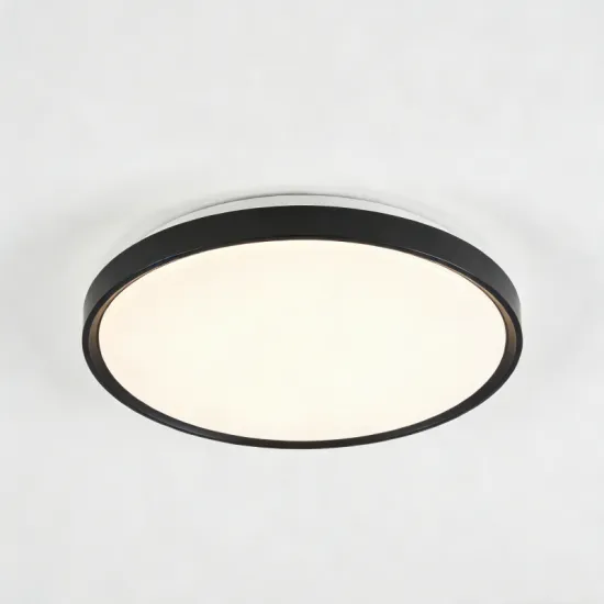 Uniform brightness ceiling lighting system