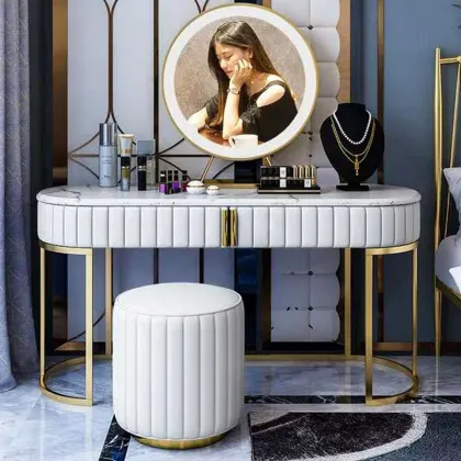 Antique European and American Style White Dressing Table Styling Chair for Sale