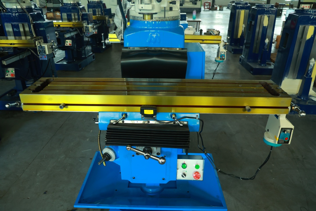 Blue turret milling machine