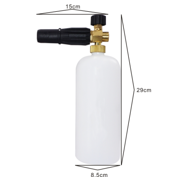 Lave-auto à haute pression pulvérisant le lavage de voitures