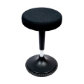 Tabouret ergonomique pour le bureau à commandes