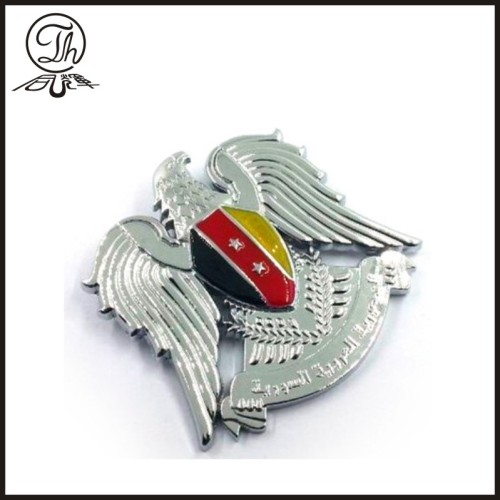 Flying eagle metal badge pin