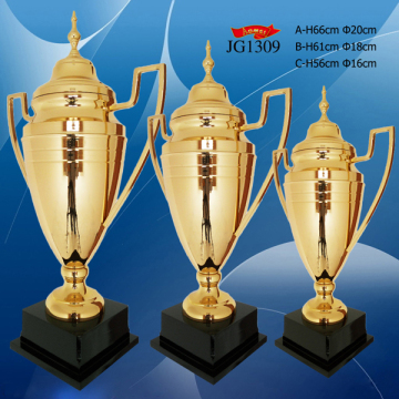 Human style metal award trophy cup wooden base trophy for promotion