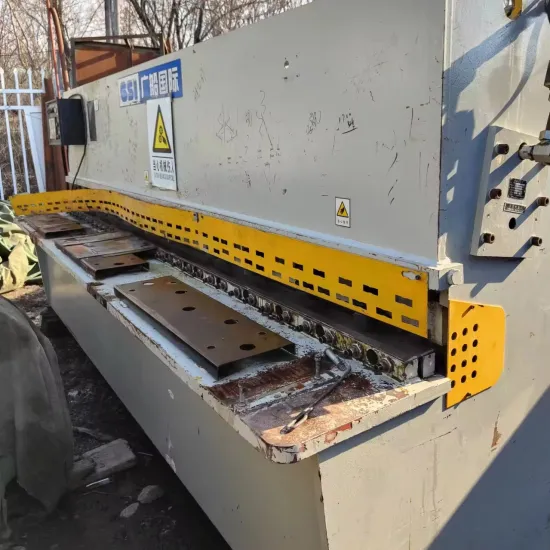 Vintage Used QC12K-4*3200 CNC Laser Metal Cutting Machine