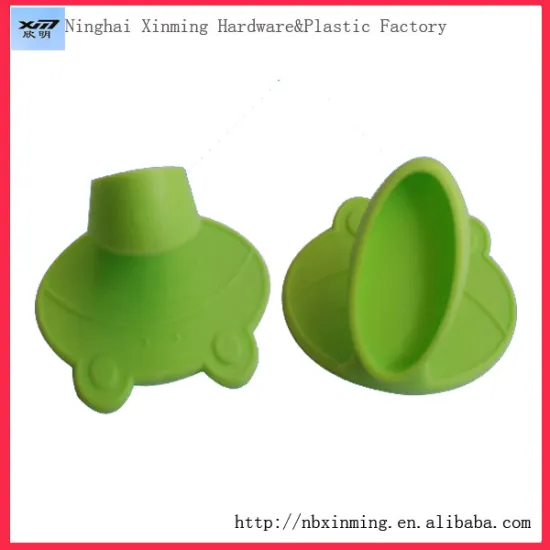 Durable modeling insulating clamp