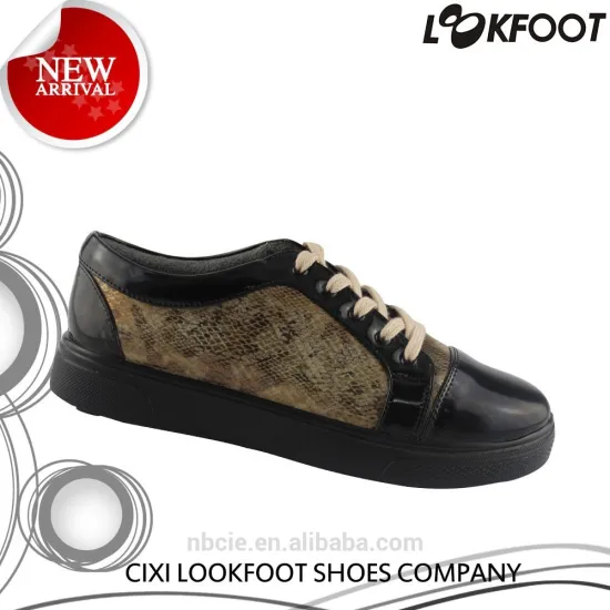 Cixi manufacturer professional flat leather sandals women shoes