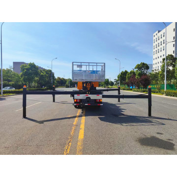 CLW 33 m Telescopic Boom Bucket Truck