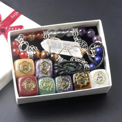 Wholesale Hot Sale: Seven Chakras Box Set with Crystal Bracelet and Pendant