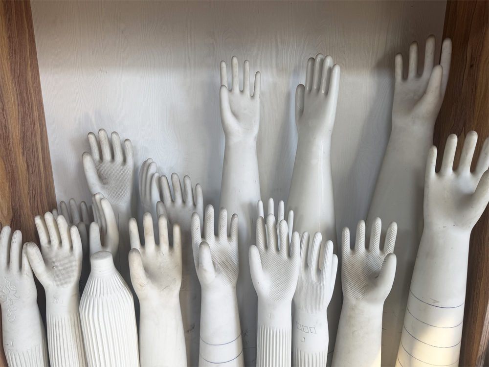 Ceramic Hand Model