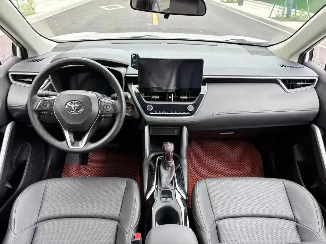 toyota frontlander 2.0l hybrid