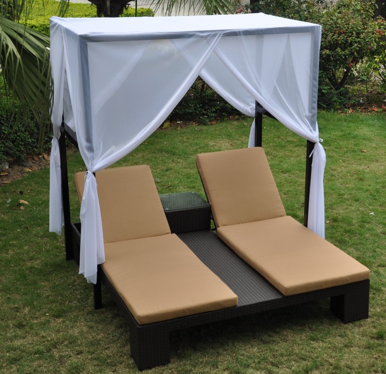 Sun Lounger Wicker Double Sunbed with Canopy