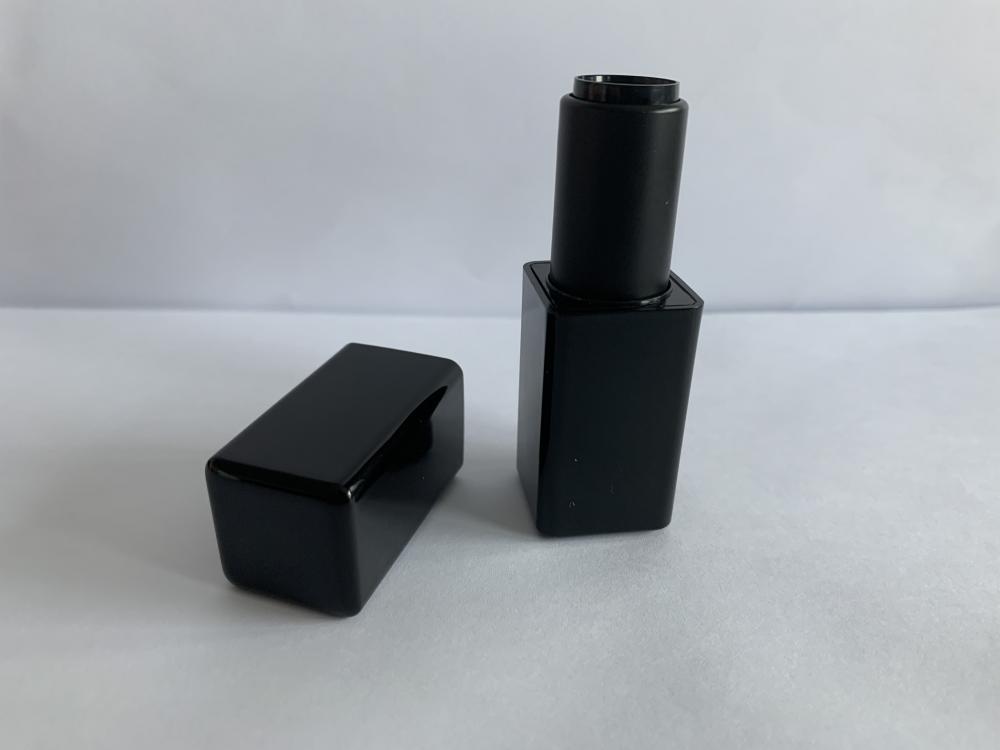 磁気閉鎖空の正方形のプラスチック口紅容器PD-2315