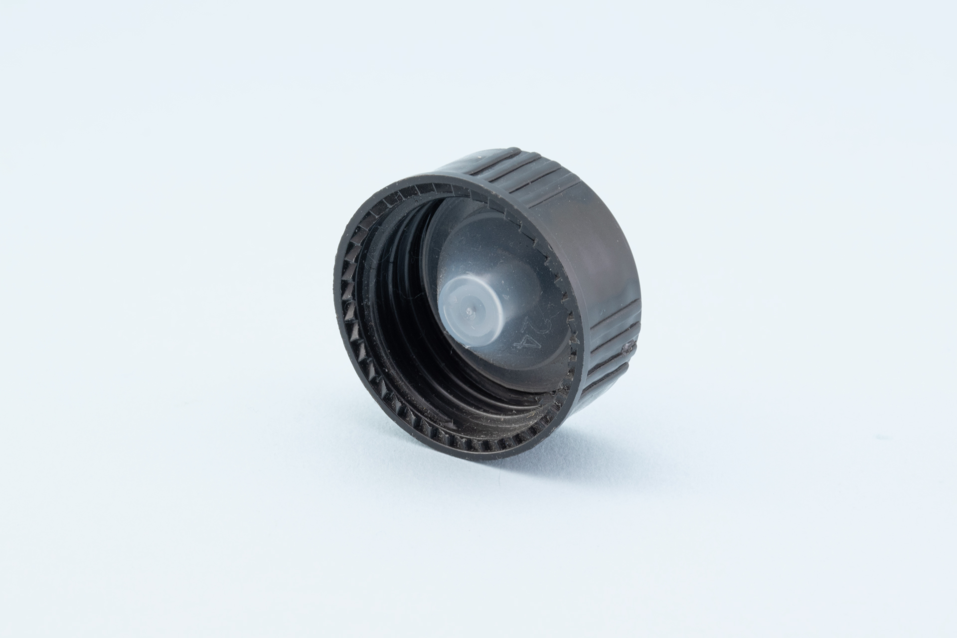 24/400 Black Ribbed Screw Cap with Cone Liner
