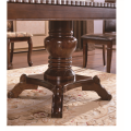 Esstisch und Stühle aus Massivholz im antiken Design