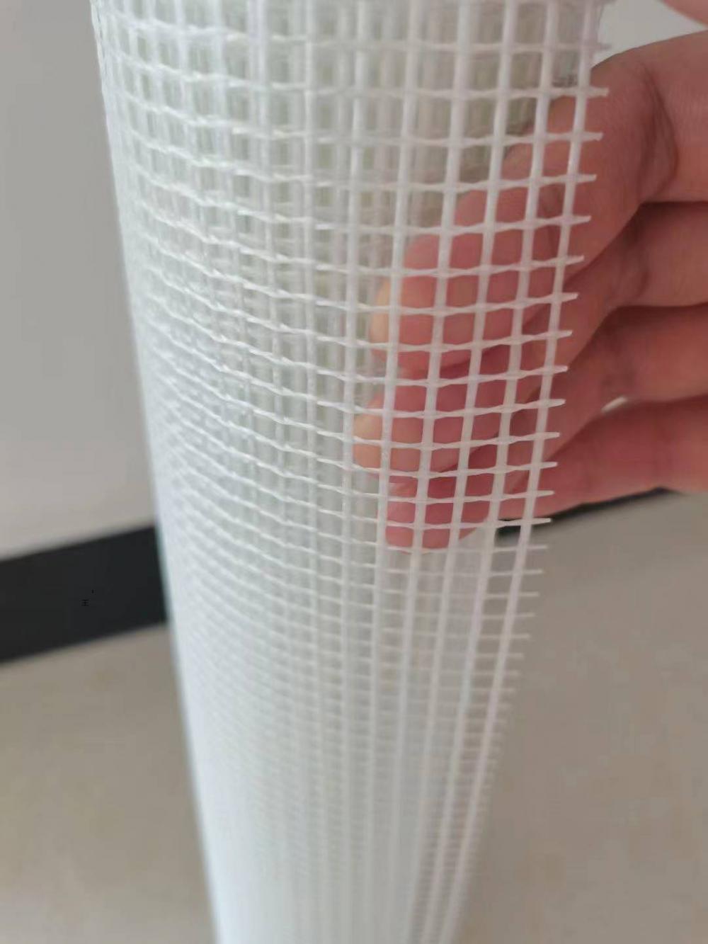 4x4 mesh di stoffa in fibra di vetro bianca