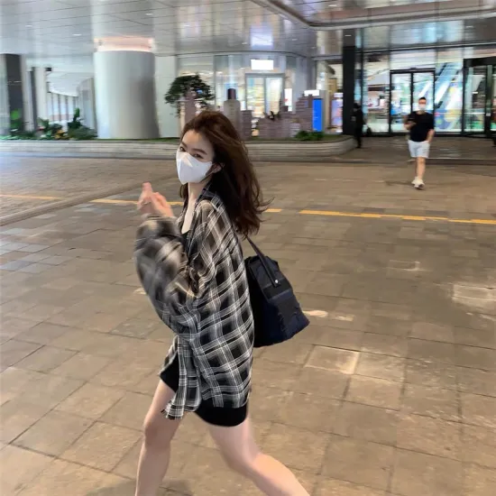 Fashion Designs Woven Rayon Dyed Yarn Shirting Fabrics