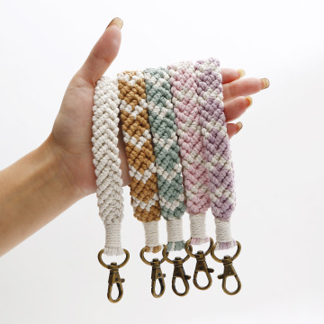 2024 Νέο χειροποίητο Macrame Woven Keychain