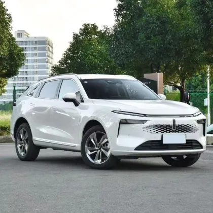 WEY Mocha DHT PHEV: 5 Seat Hybrid SUV