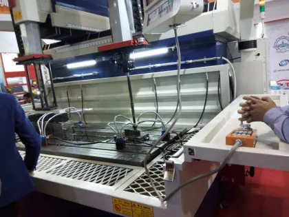 Label Original Lubricants engine motor oil 20w40 5w40