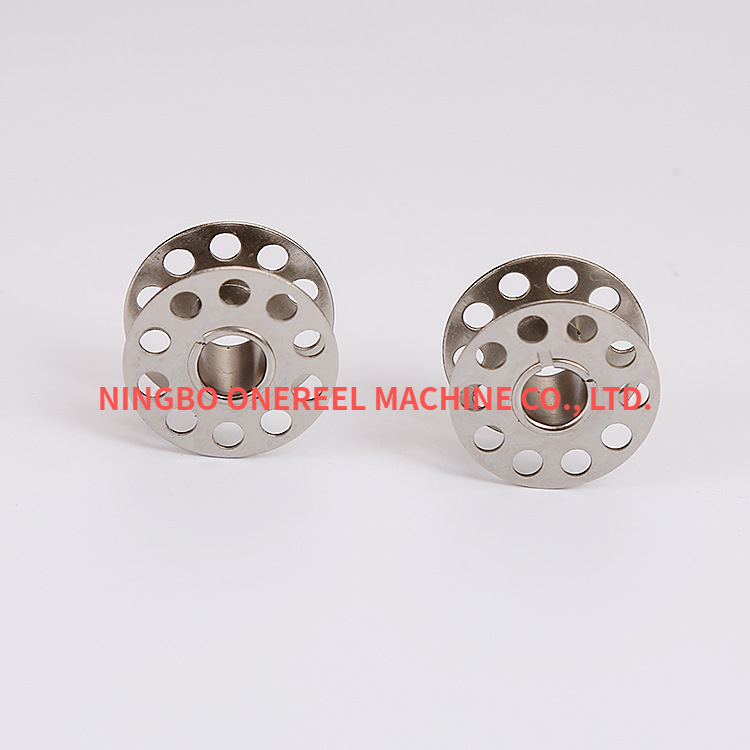 Sewing bobbin (4)
