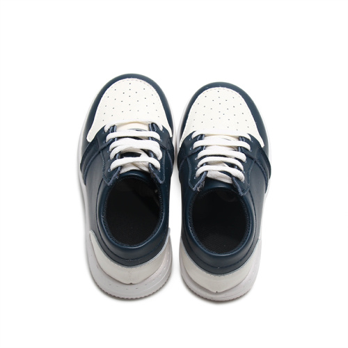 Bambini in pelle nuove sneaker casual tornano a scuola