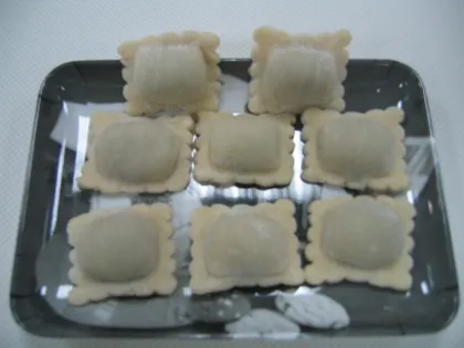 Household dumpling machinery for making dumpling home