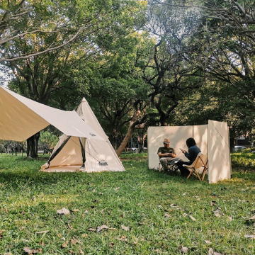 Customized Beach Wind Screen Camping Canvas Fence for Glamping