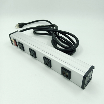 PUD US -Steckstreifen -Stromversuche mit Switch