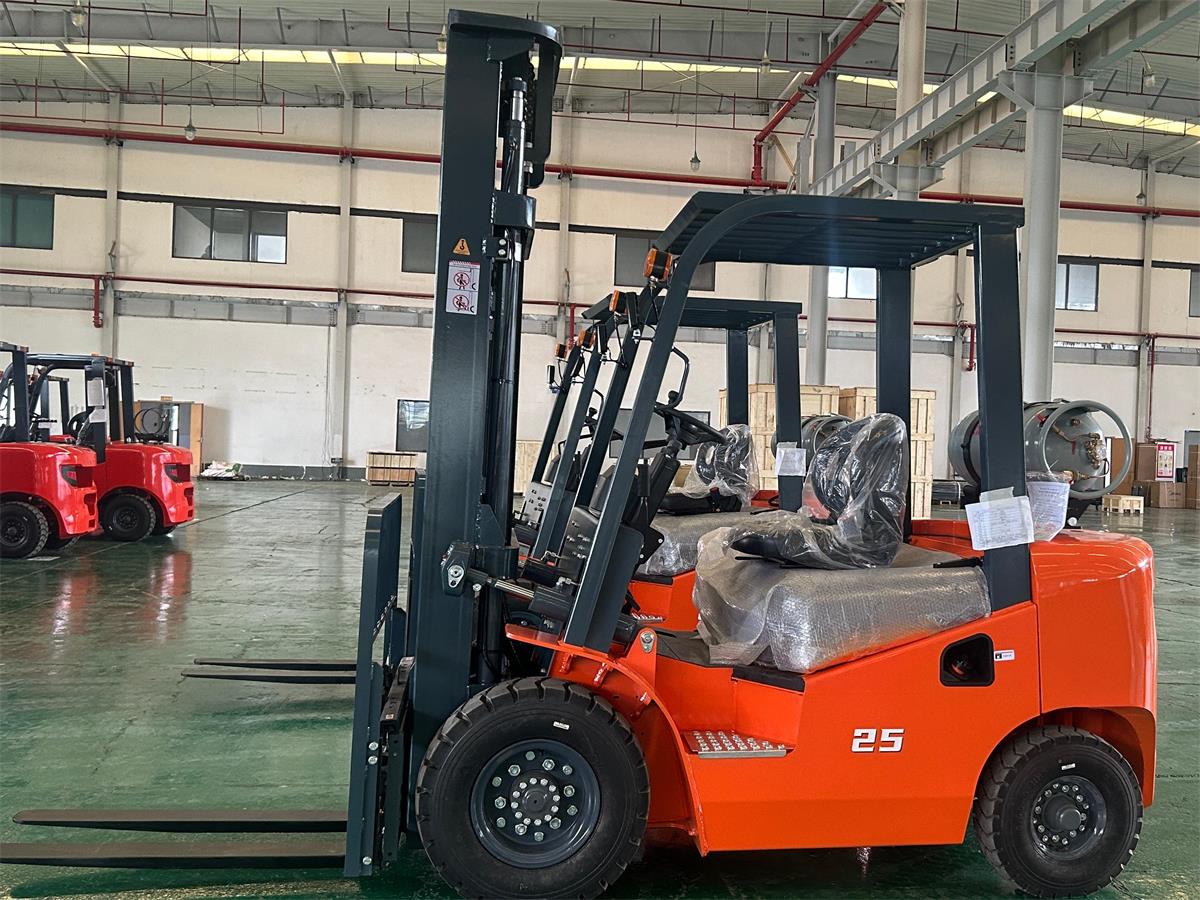electric forklift