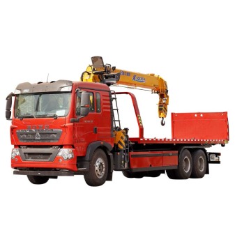 China CNHTC HOWO 6x4 Clearing Barricade Truck: A Versatile Tool for Road Rescue and Vehicle Towing