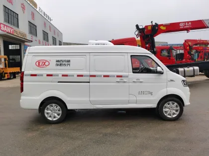 3.6CBM Small Refrigerated Truck