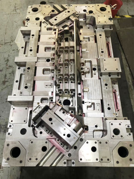 Factory Direct Customization Plastic Injection Molding Parts