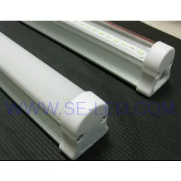14W 2835SMD Warm White 1500lm T5 LED Tube