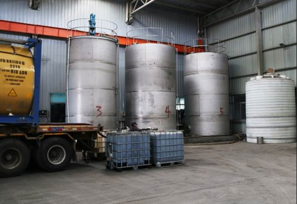 DEIPA raw materials for cement or concrete admixtures