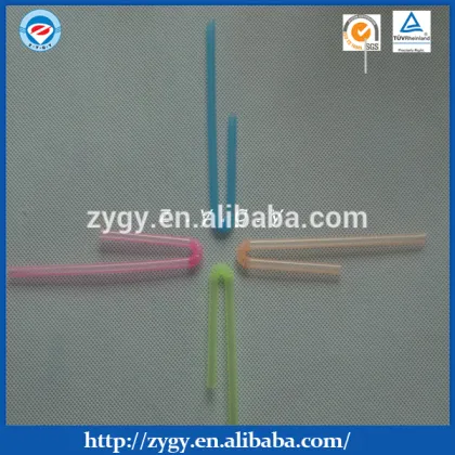 colored U shape straw