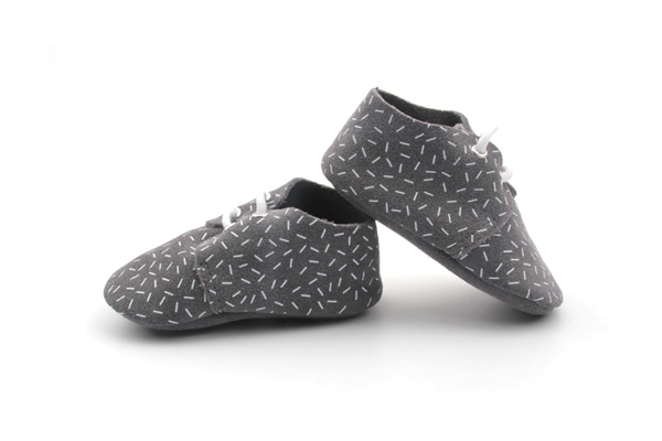 Customized baby oxford shoes with random lines printing - 2