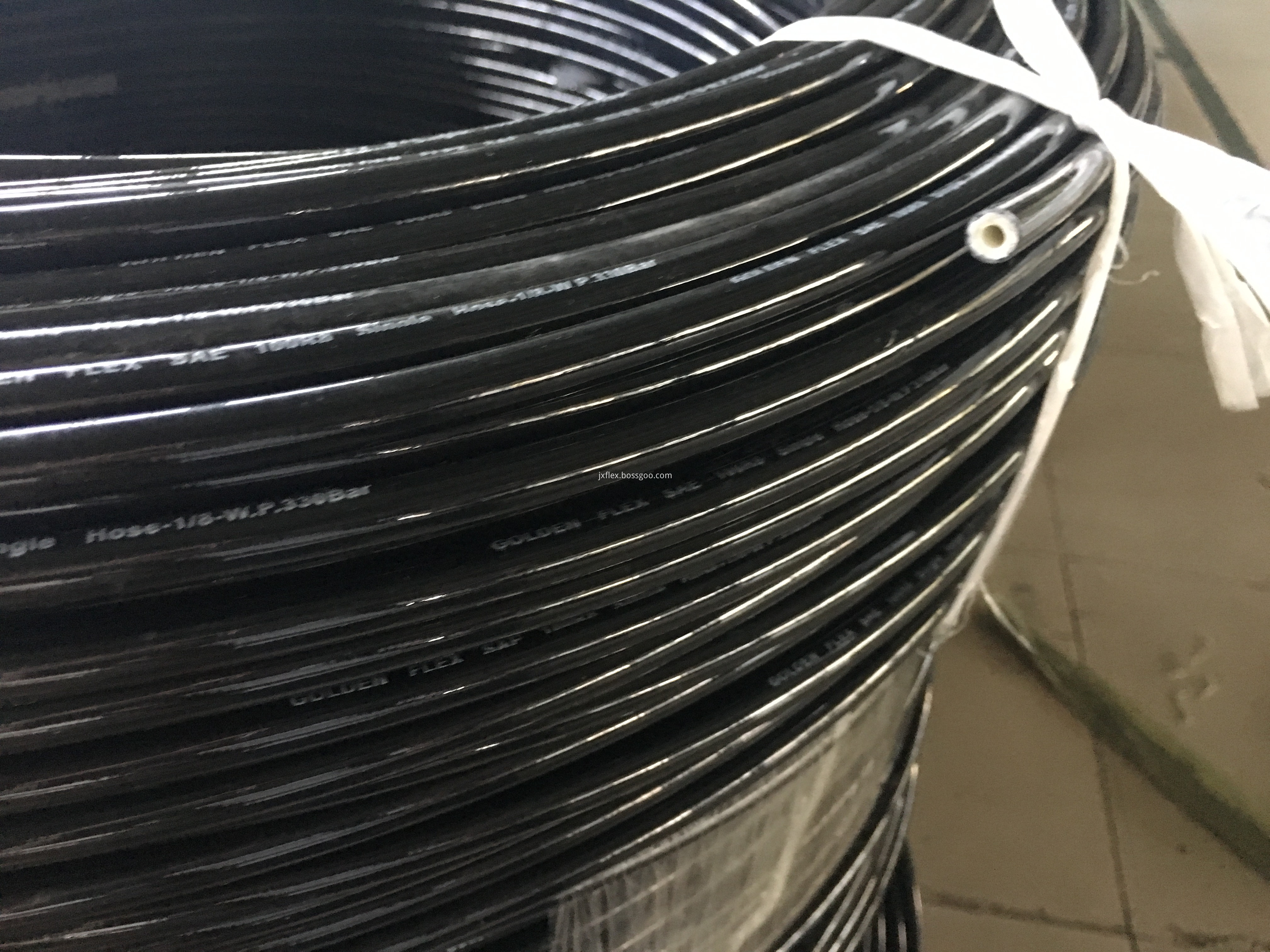 Hydraulic thermoplastic hose