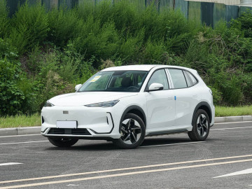 A Compact All-Electric SUV Geely Galaxy E5