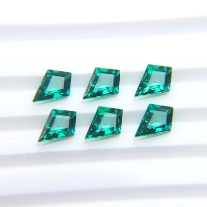Semi Precious Stone Synthetic Emerald Kite Shaped Emerald