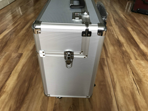 Aluminum Travel Case with Telescopic Handle