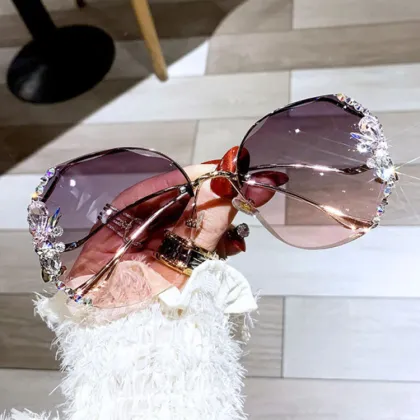 2024 Women's Diamond Sunglasses - Fashion Eyeglasses for Girls and Ladies