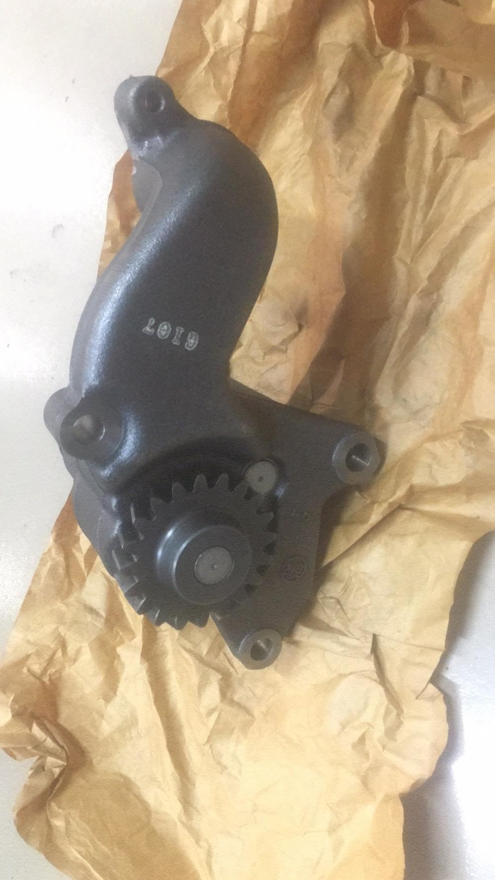 D155AX-5 Oil Pump Assy 6218-51-2004 SA6D140E-3 Parts