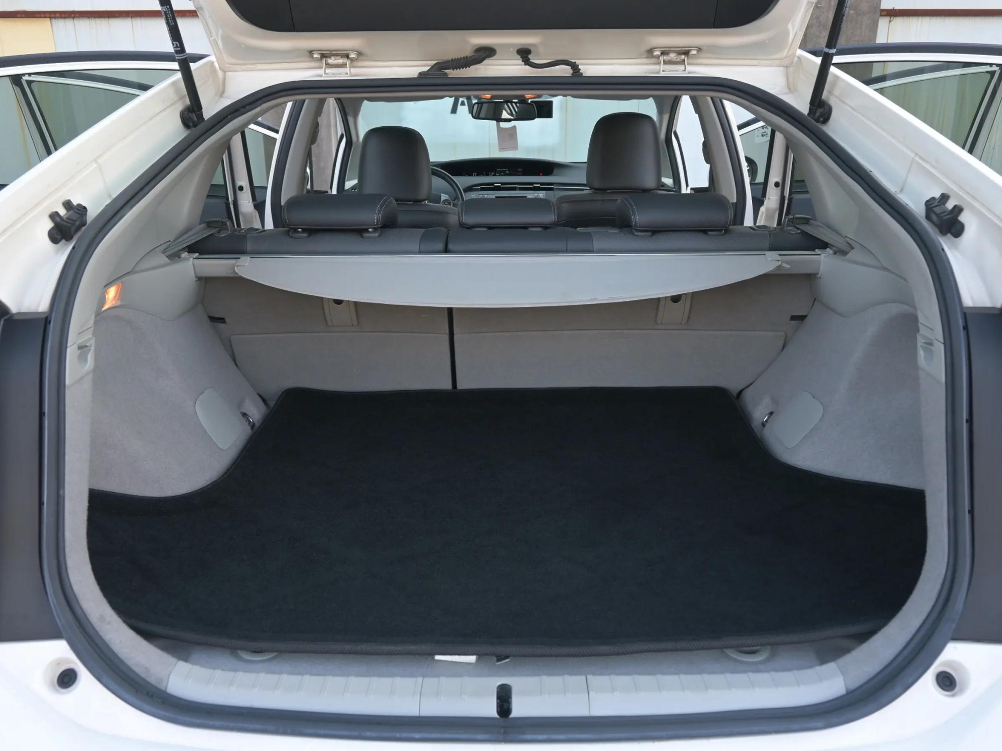 2012 Toyota Prius 1.8L Luxury