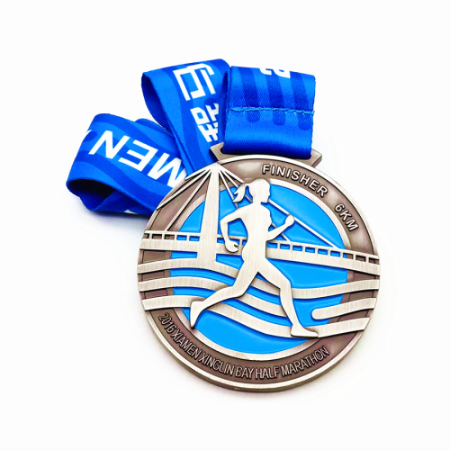 Custom design 5k christmas run award medal