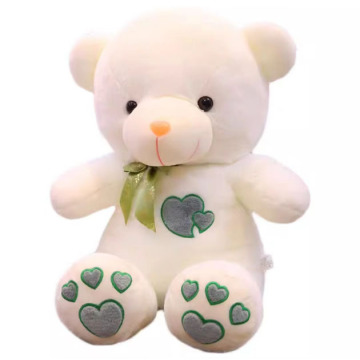 Animal de peluche de oso blanco