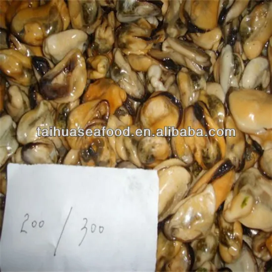 frozen cooked and live mussels